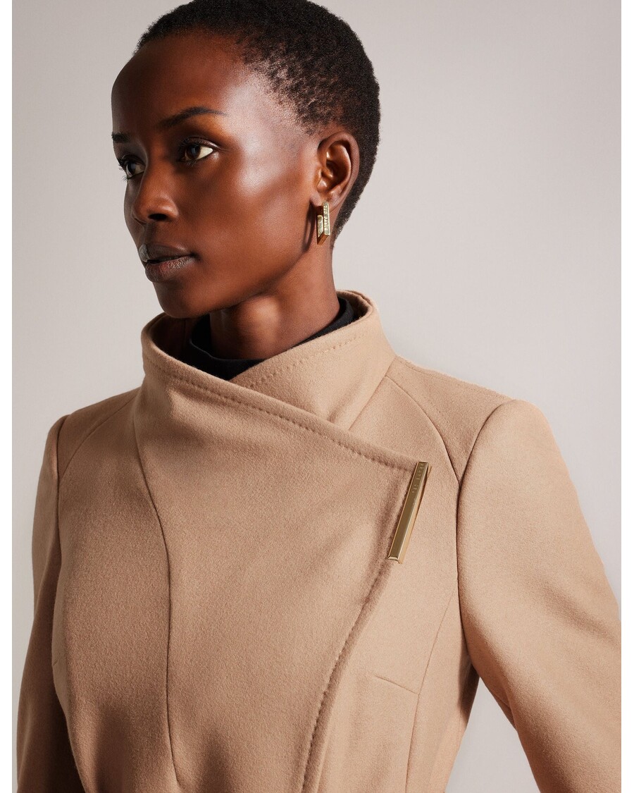 Ted Baker Rosell | Kamel